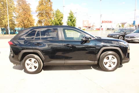 2021 Toyota RAV4 — sličica 4