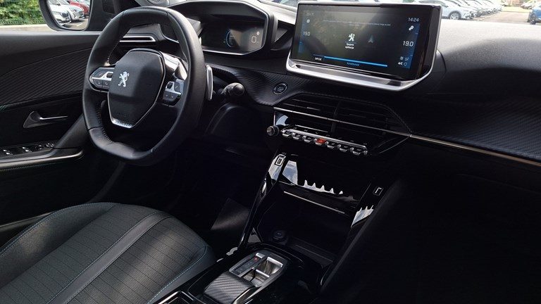 2022 Peugeot 2008 — fotografija 5