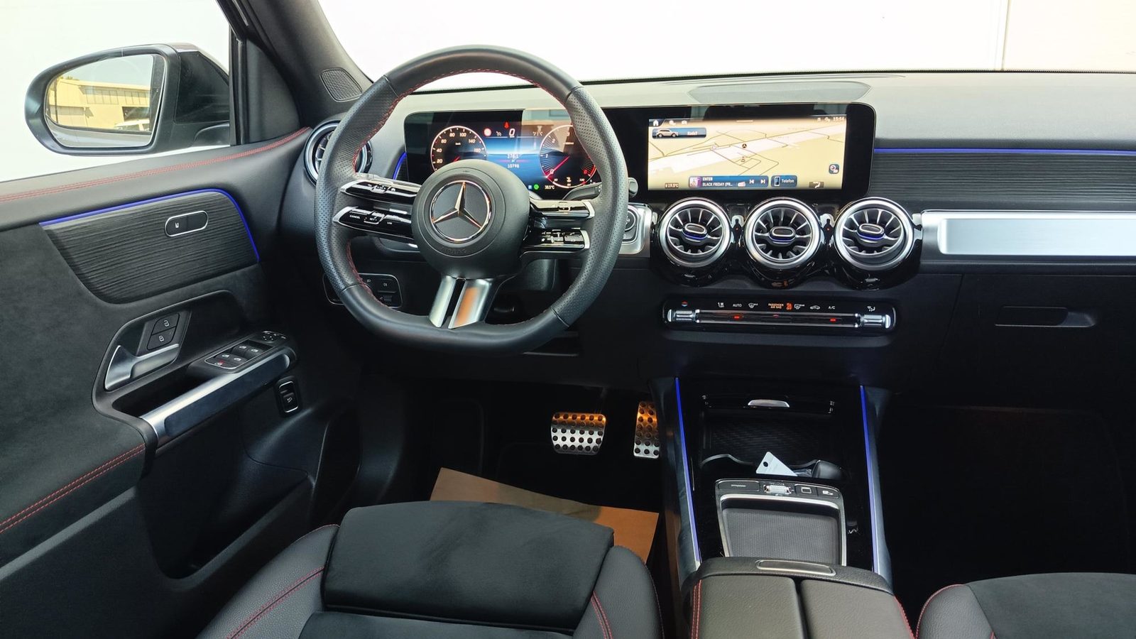 2025 Mercedes-Benz GLB — fotografija 7