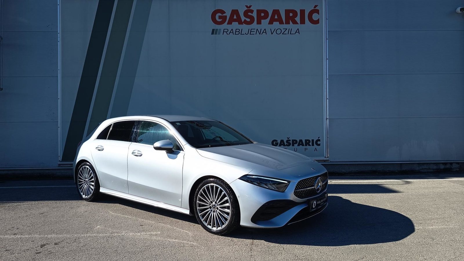 2023 Mercedes-Benz A-klasa — fotografija 3