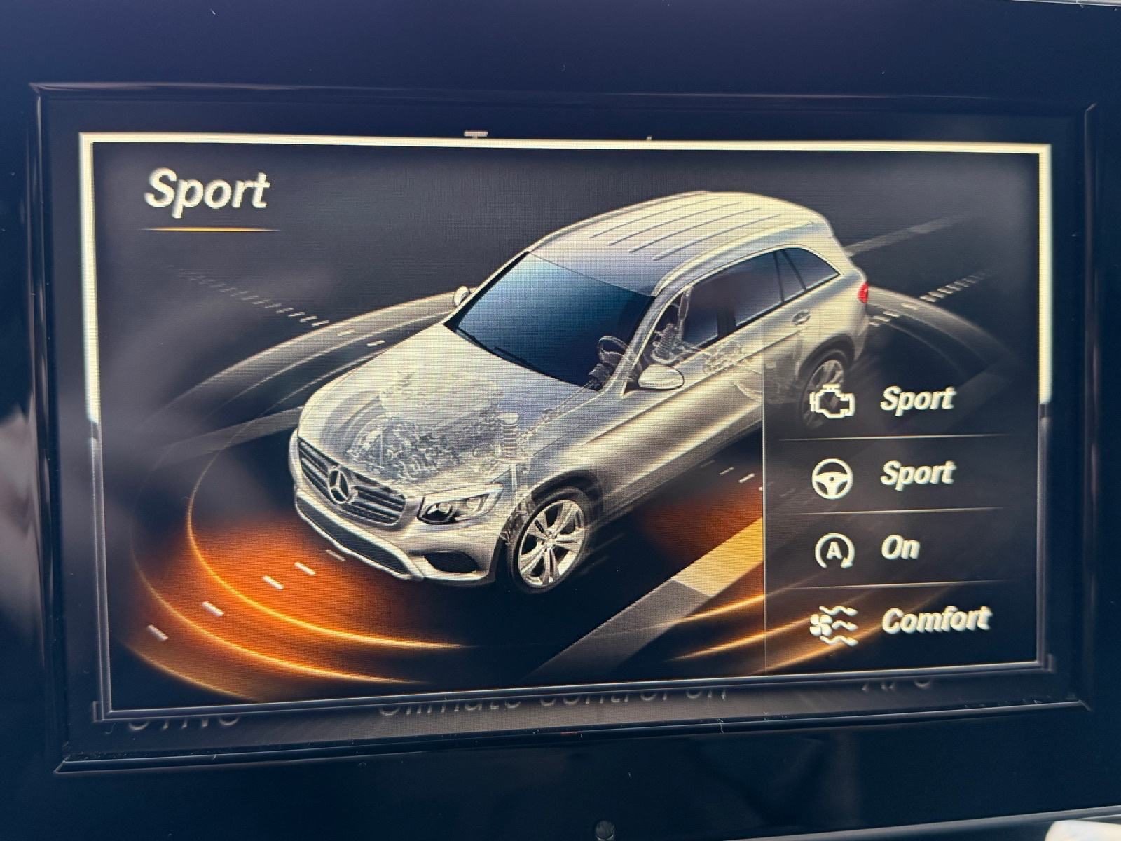 2018 Mercedes-Benz GLC — fotografija 16