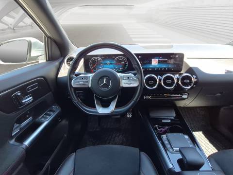 2023 Mercedes-Benz GLA — sličica 10