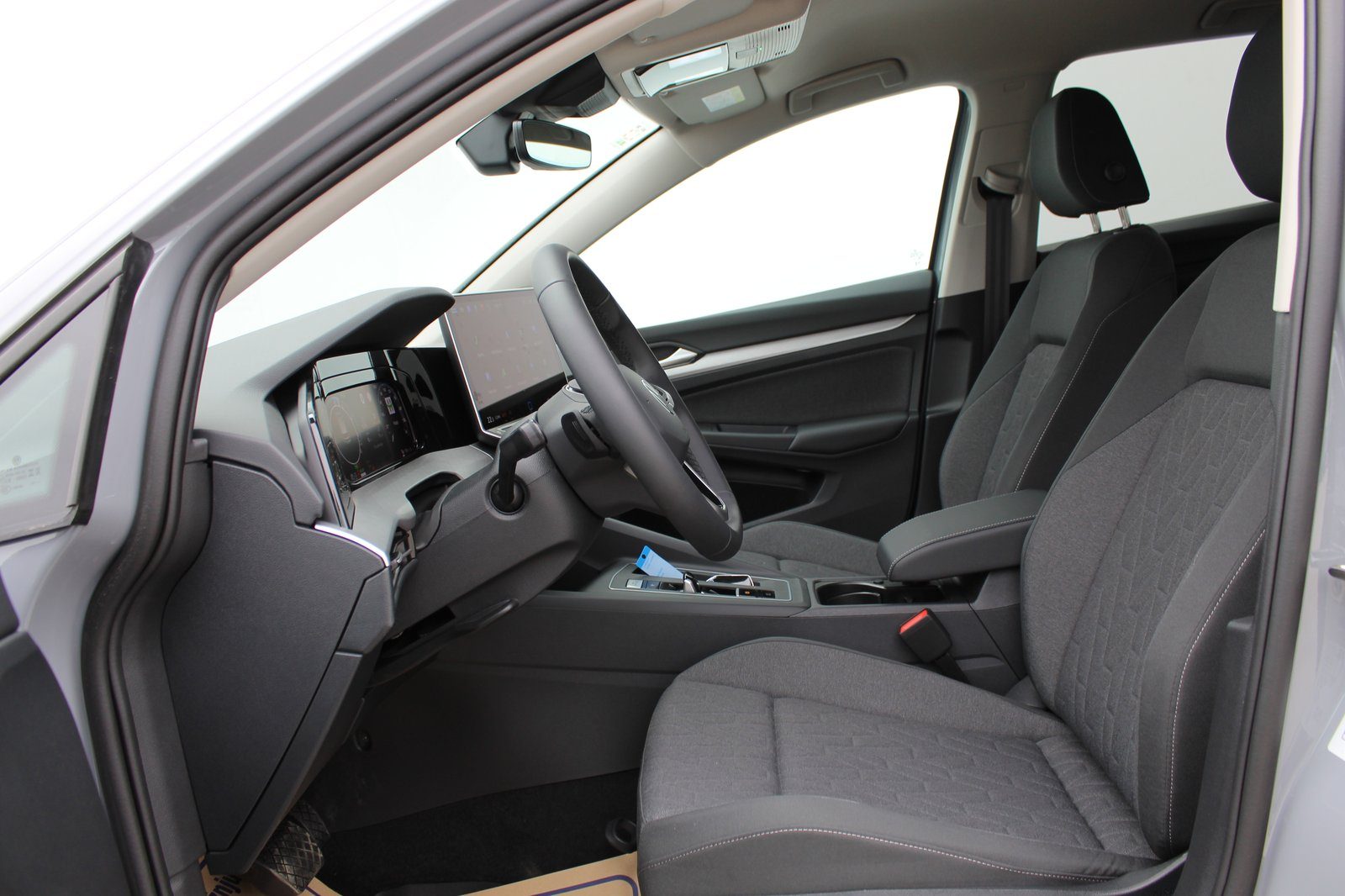 2026 Volkswagen Golf — fotografija 7