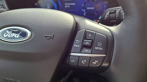 2021 Ford Kuga — sličica 20
