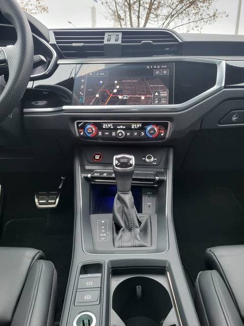 2022 Audi Q3 Sportback — sličica 15