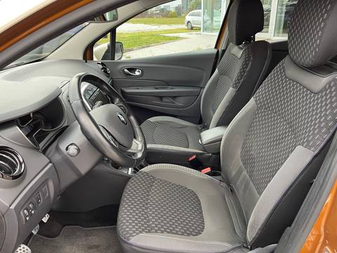 2019 Renault Captur — sličica 10