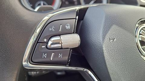 2021 Škoda Superb — sličica 17