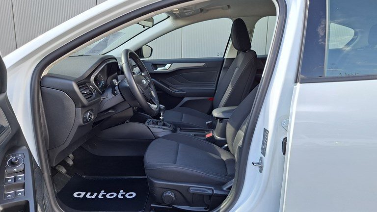 2022 Ford Focus — fotografija 6