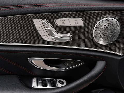 2017 Mercedes-Benz E-klasa — sličica 25