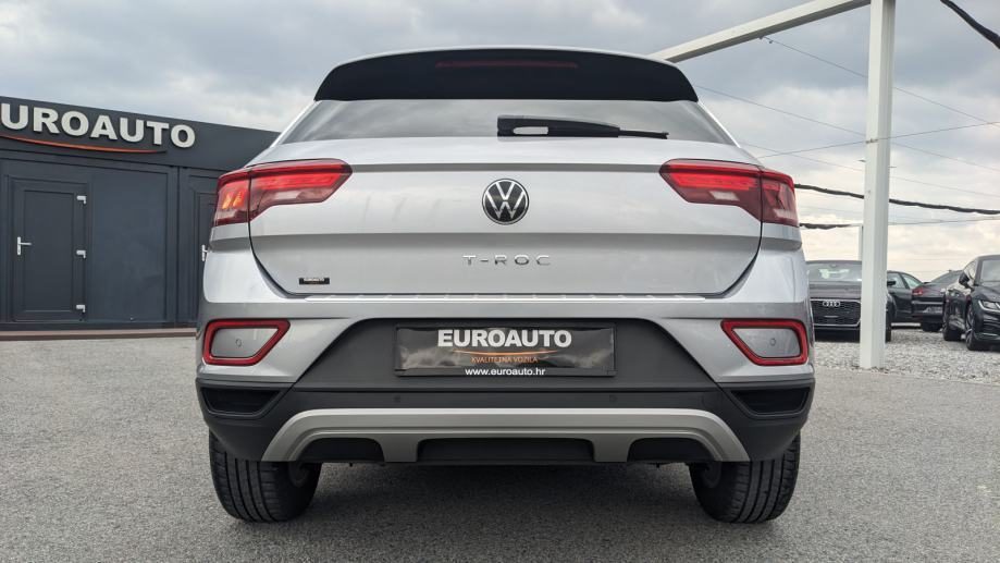 2022 Volkswagen T-Roc — fotografija 5