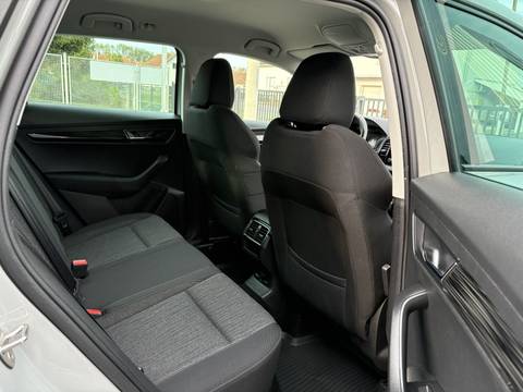 2019 Škoda Karoq — sličica 12