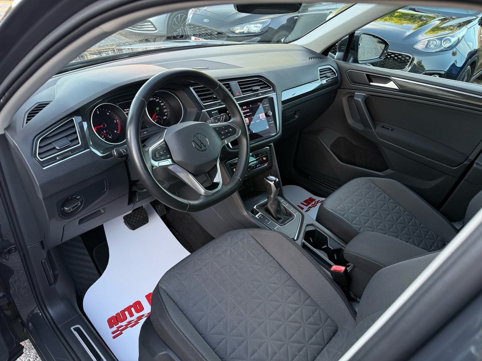 2021 Volkswagen Tiguan — fotografija 11