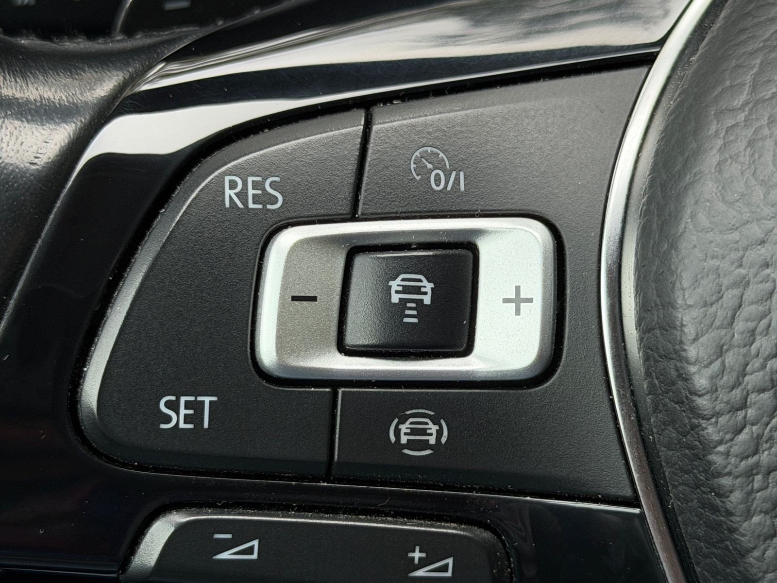 2019 Volkswagen Passat — fotografija 10
