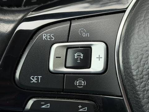 2019 Volkswagen Passat — sličica 10