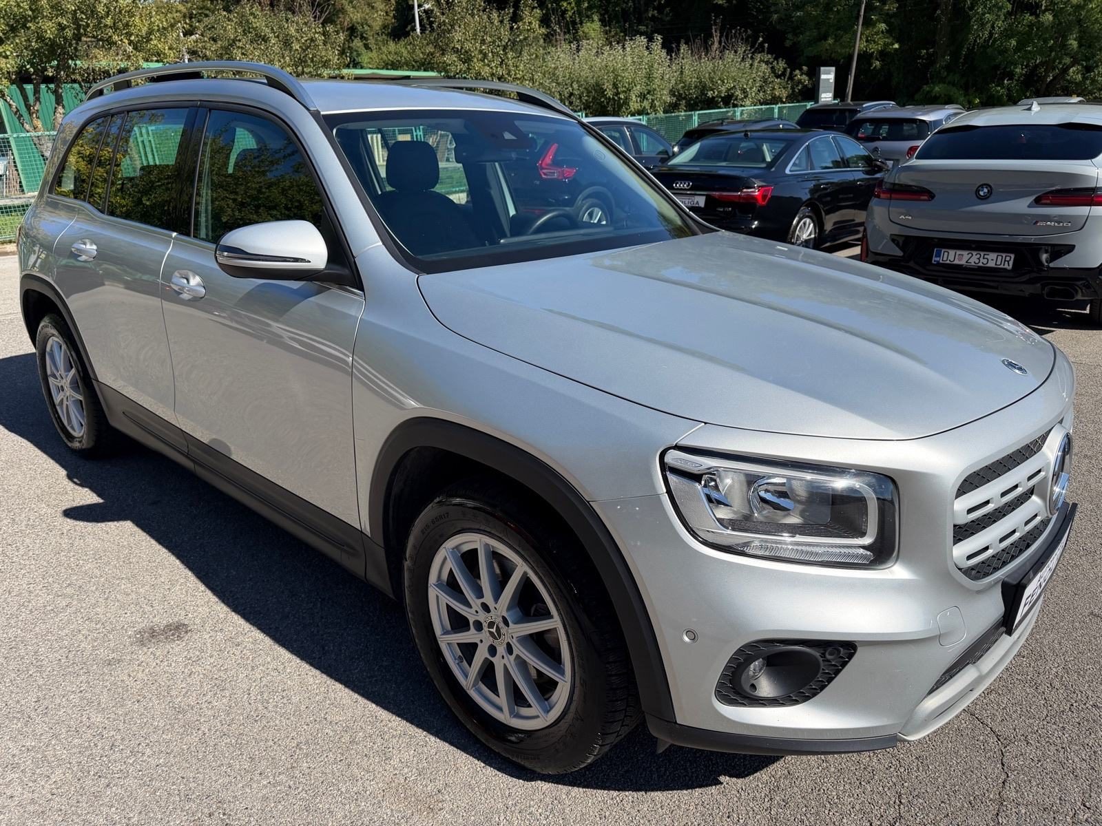 2023 Mercedes-Benz GLB — fotografija 3