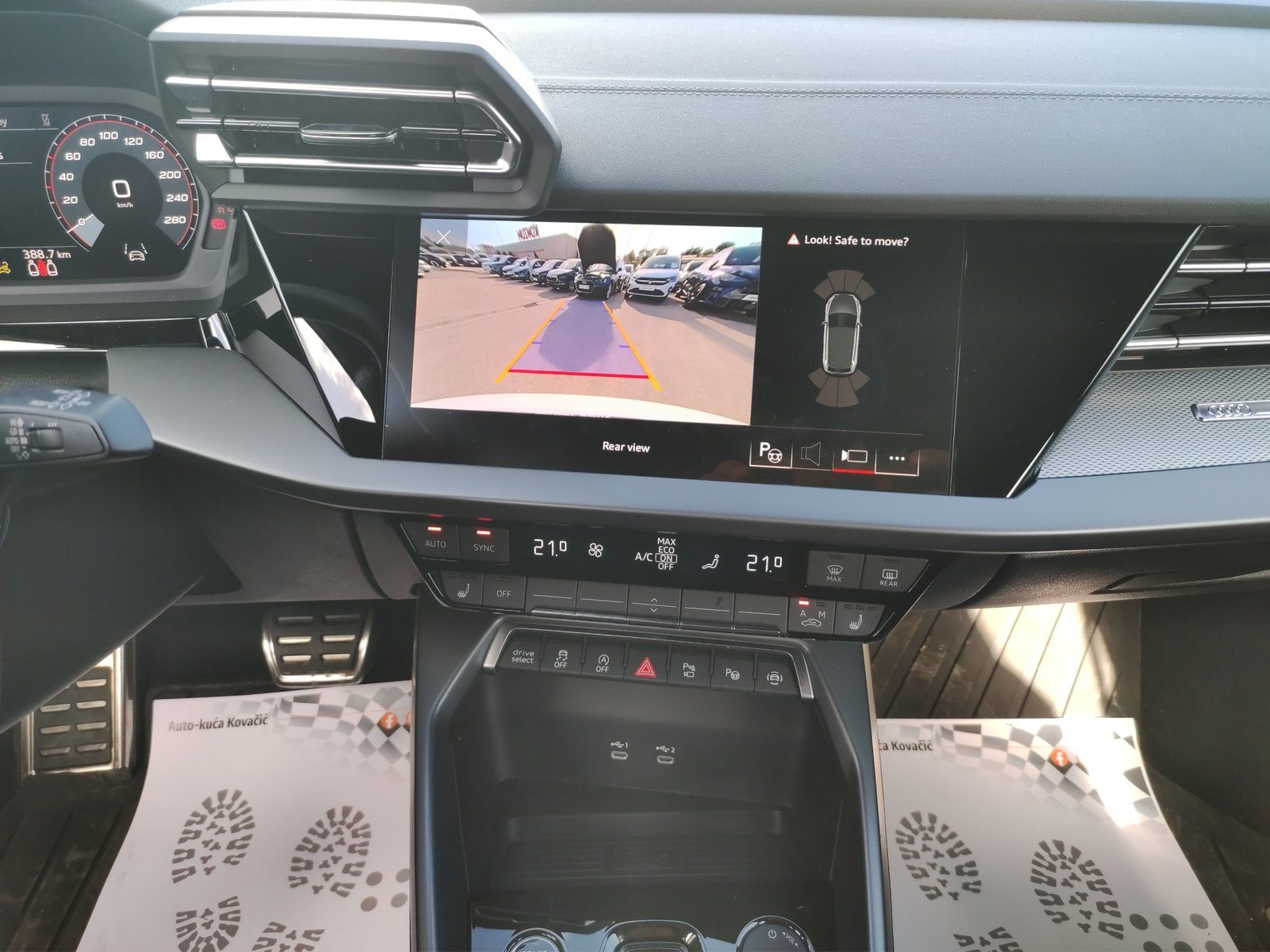 2025 Audi A3 Sportback S line — fotografija 17