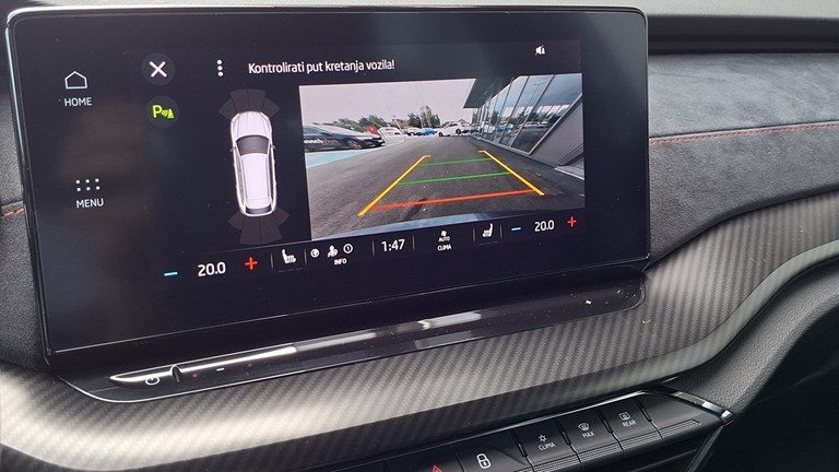2021 Škoda Octavia — fotografija 10