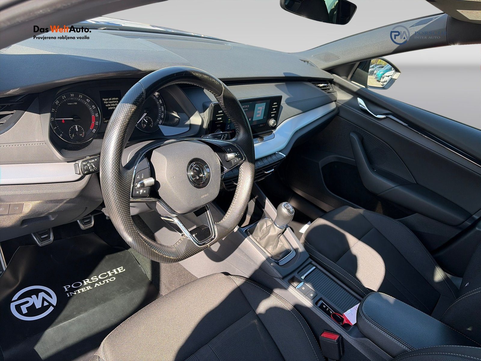 2021 Škoda Octavia — fotografija 11