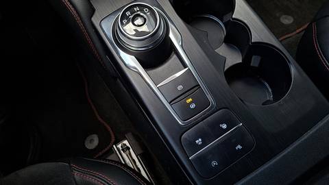 2022 Ford Kuga — sličica 19