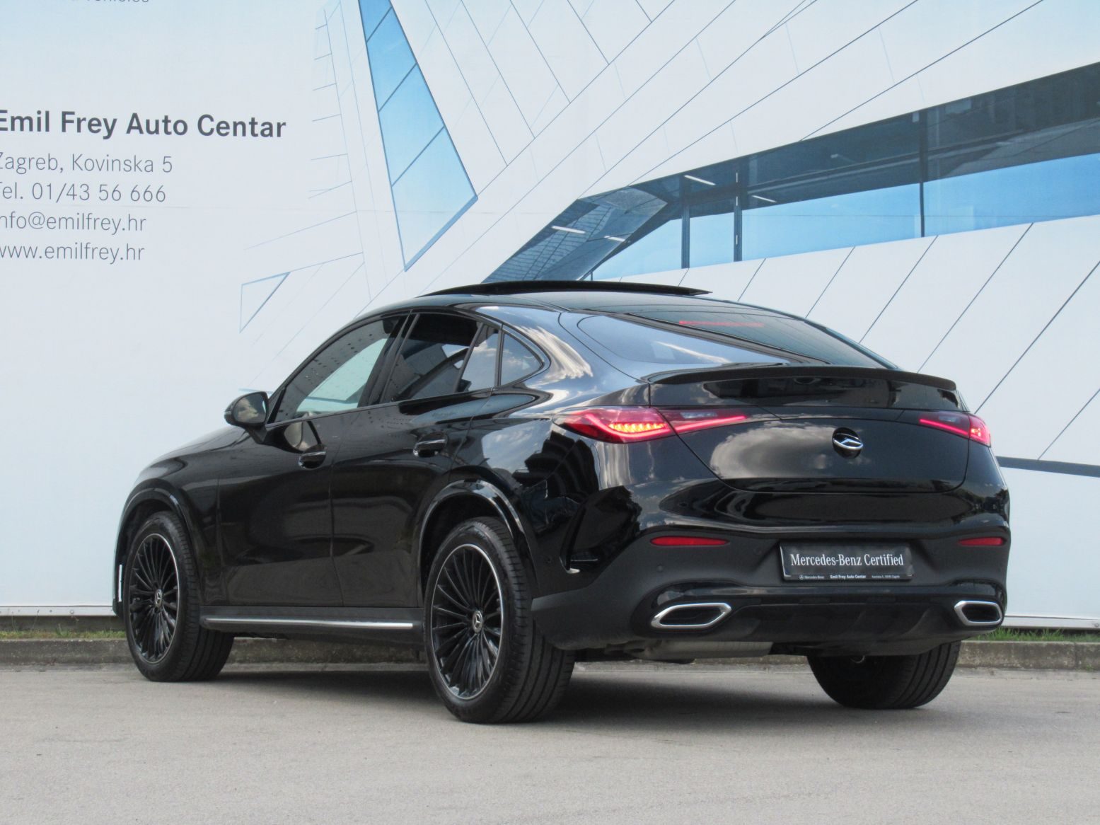 2025 Mercedes-Benz GLC — fotografija 9