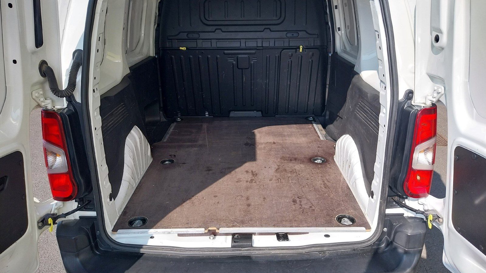 2020 Opel Combo van — fotografija 11