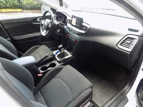 2019 Kia Ceed — sličica 10