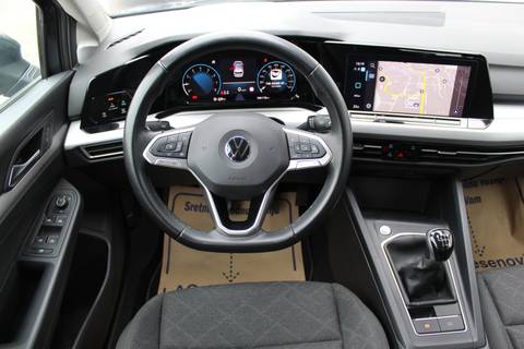 2022 Volkswagen Golf — sličica 9