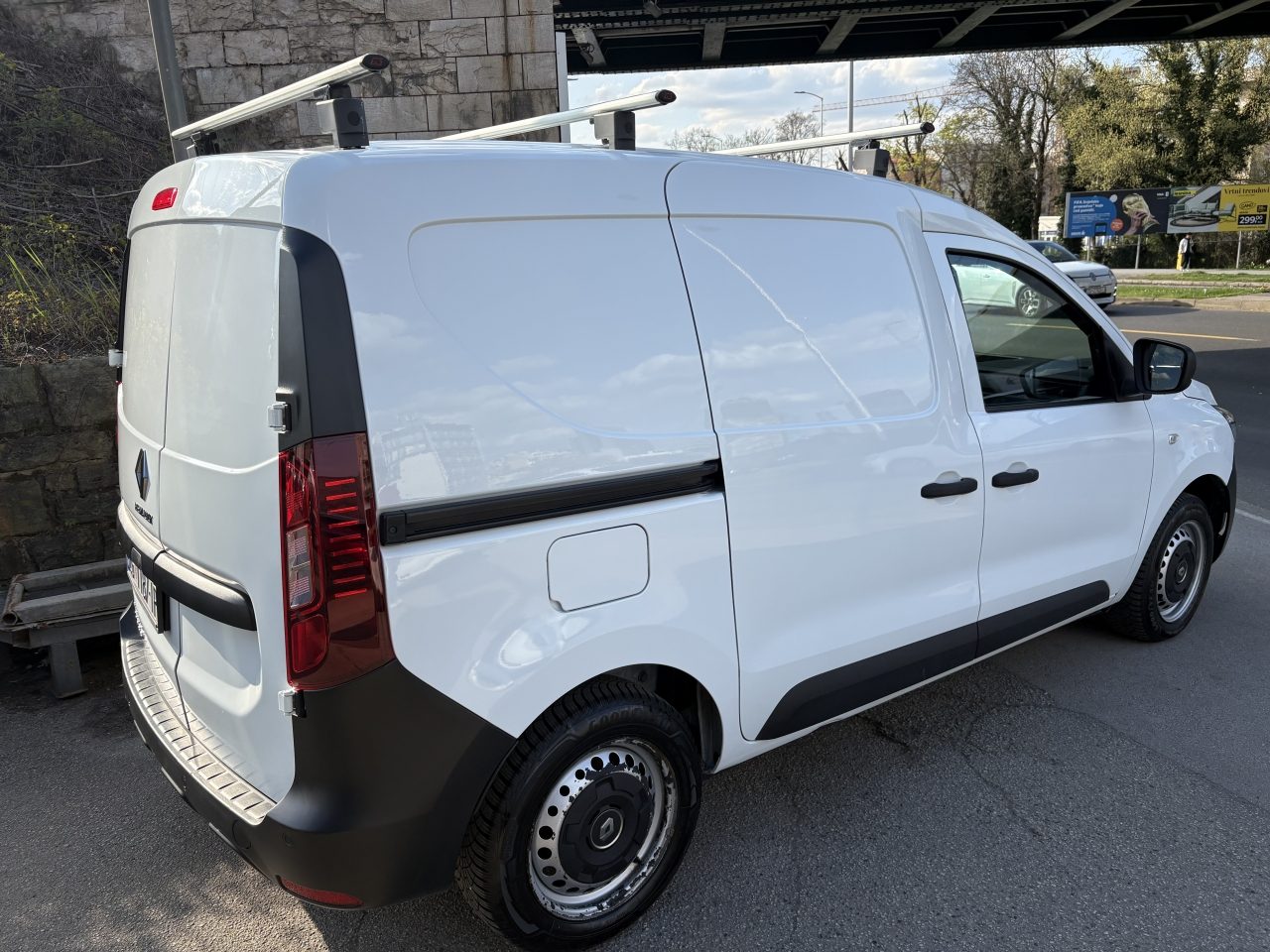 2022 Renault Express — fotografija 5
