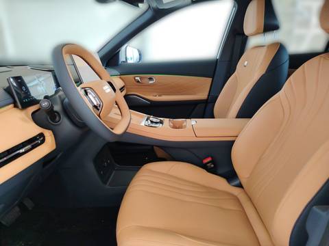 2026 Geely Starray EM-i — sličica 12
