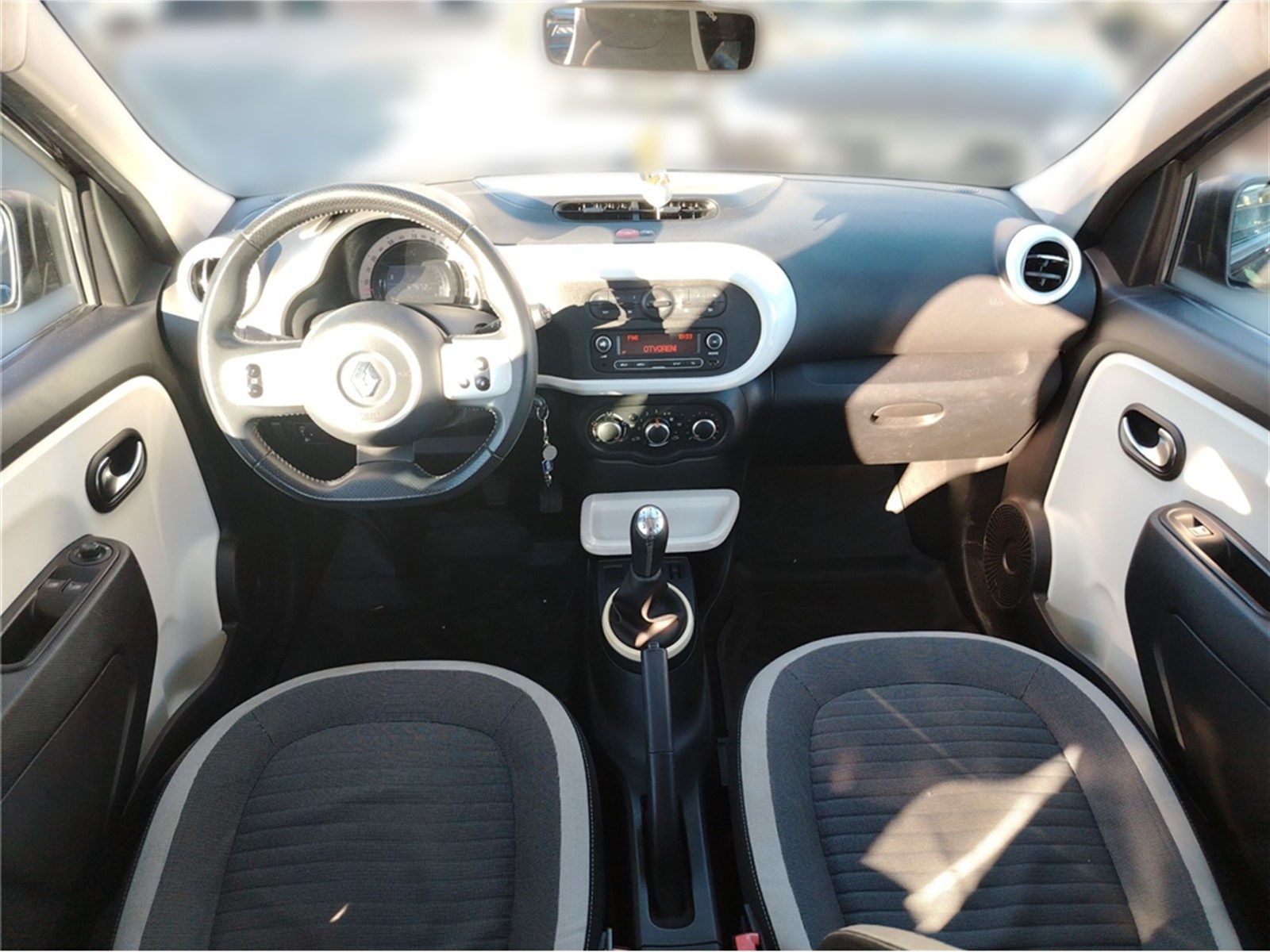 2015 Renault Twingo — fotografija 10