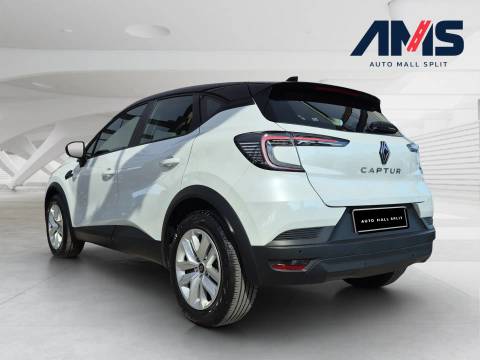 2025 Renault Captur — sličica 3