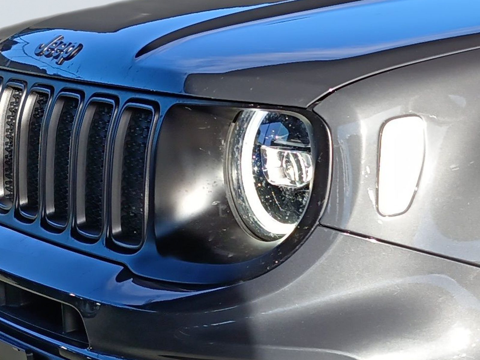 2022 Jeep Renegade — fotografija 8