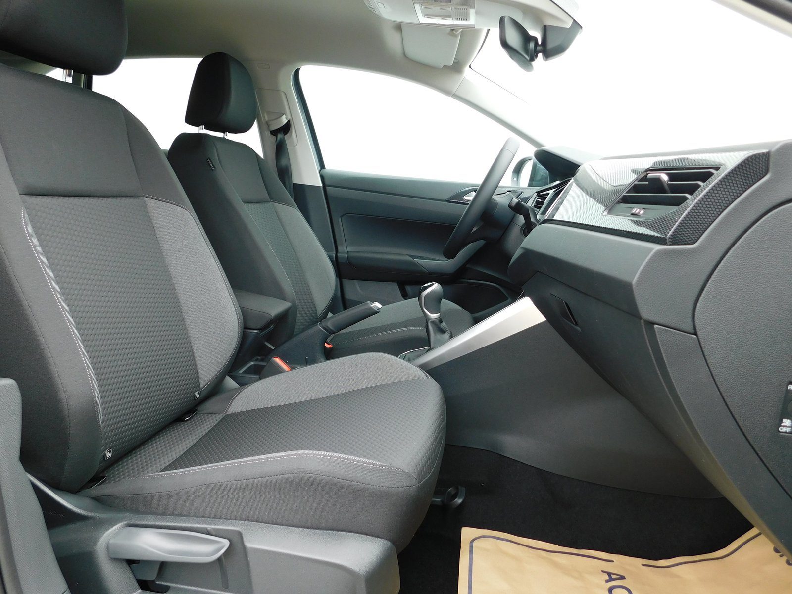 2025 Volkswagen Taigo — fotografija 12