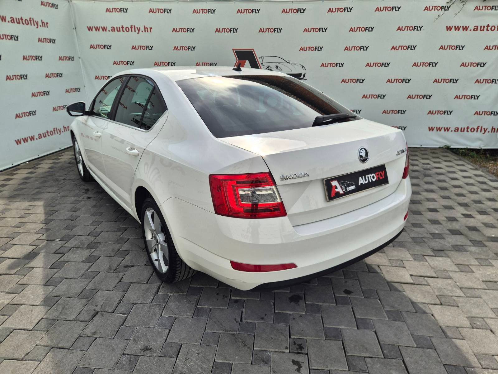 2014 Škoda Octavia — fotografija 6