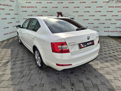 2014 Škoda Octavia — sličica 6