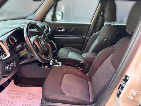 2022 Jeep Renegade — sličica 14