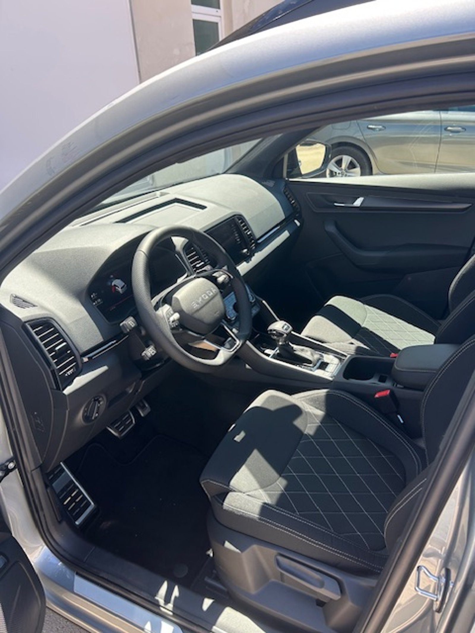 2026 Škoda Karoq — fotografija 9