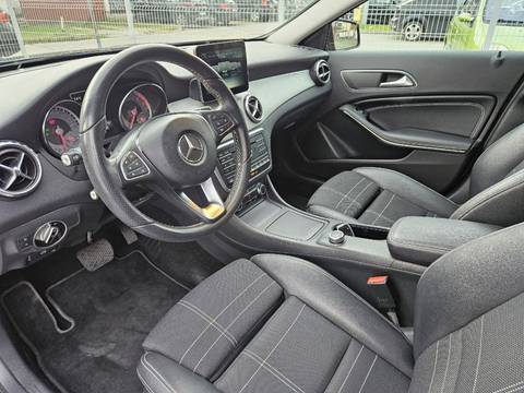 2016 Mercedes-Benz GLA — sličica 10