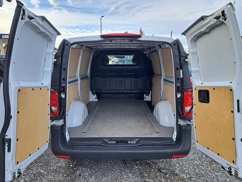 2021 Mercedes-Benz Vito — fotografija 7