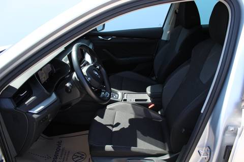 2022 Škoda Octavia Combi — sličica 8