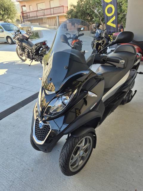 2016 Piaggio MP3 500 — sličica 16
