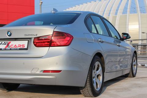2012 BMW Serija 3 — sličica 9