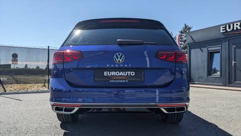 2023 Volkswagen Passat — sličica 7