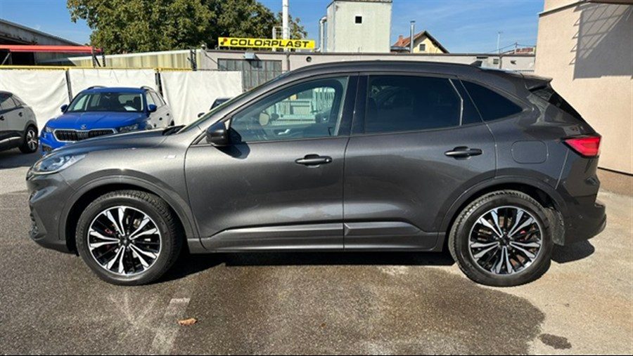 2020 Ford Kuga — fotografija 8