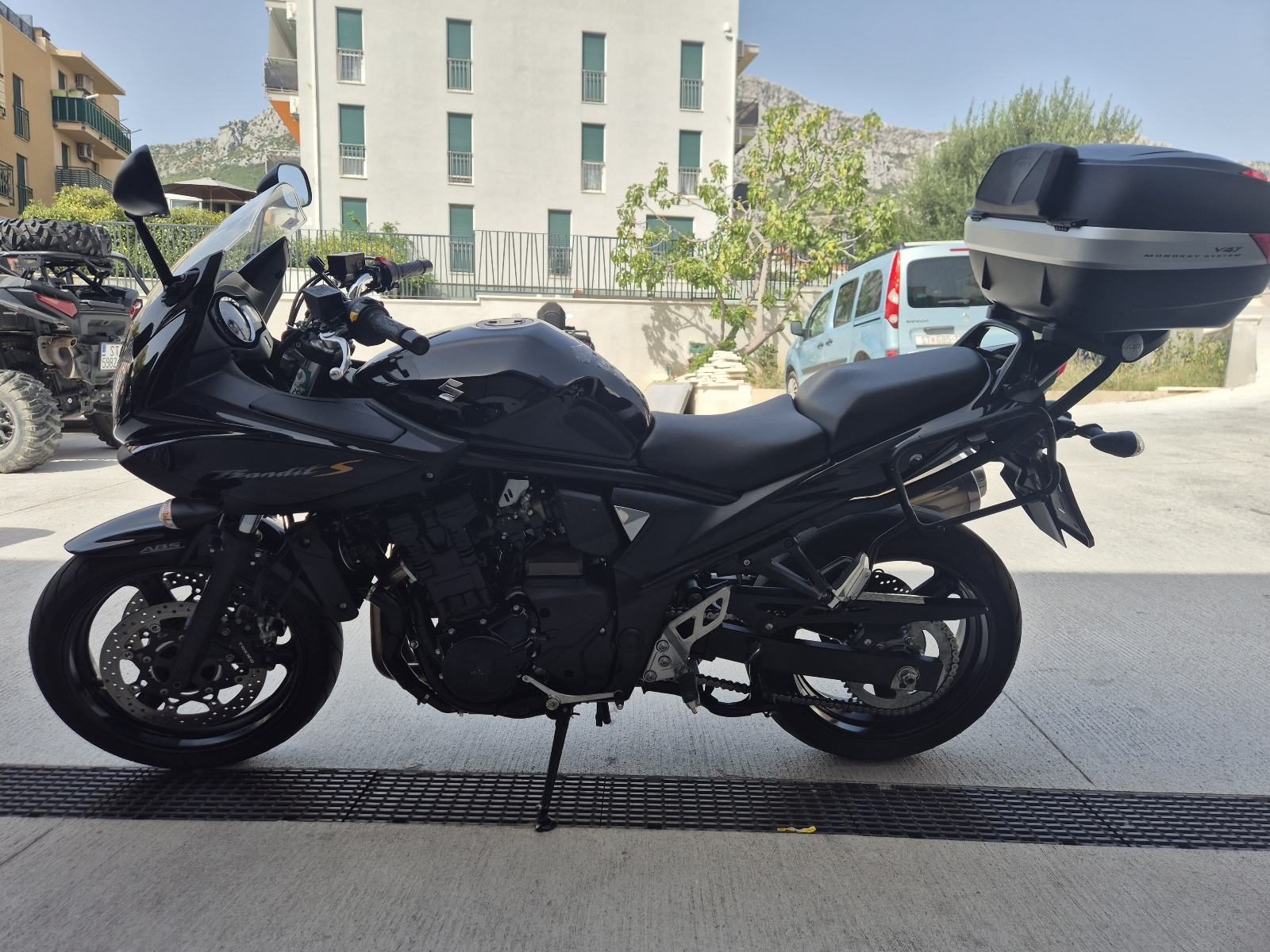 2010 Suzuki GSF650SA Bandit — fotografija 13