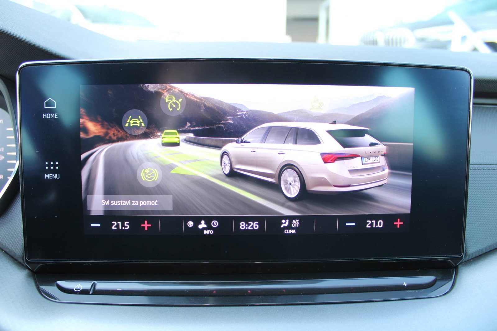2023 Škoda Octavia Combi — fotografija 20
