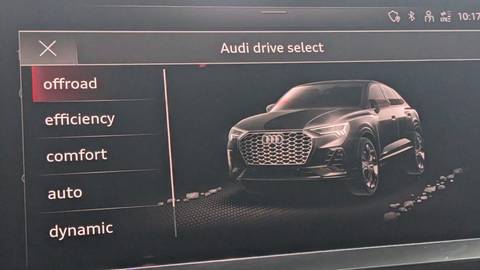 2021 Audi Q3 — sličica 20