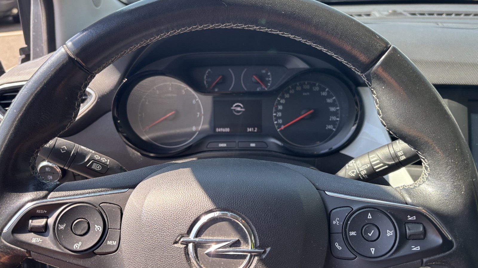 2022 Opel Crossland — fotografija 10