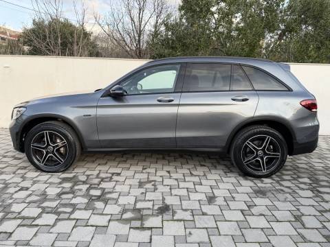 2021 Mercedes-Benz GLC — sličica 9