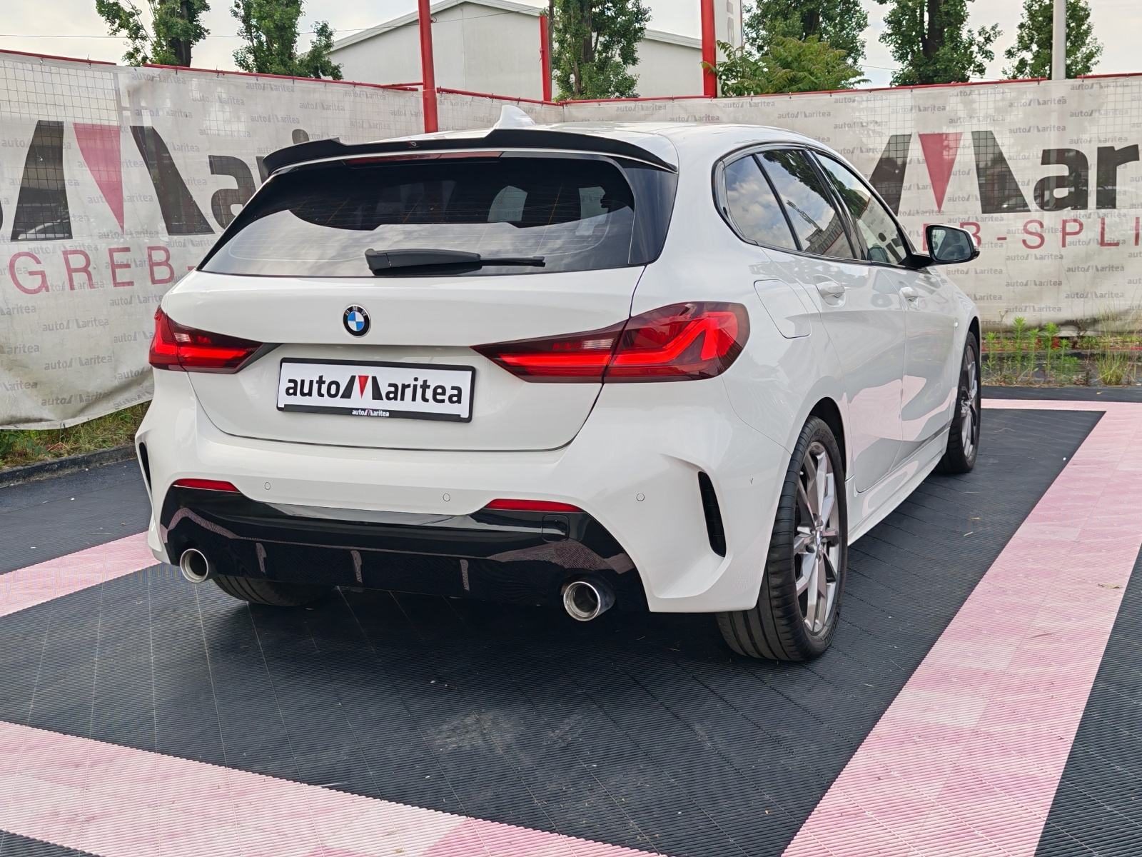 2020 BMW Serija 1 — fotografija 19